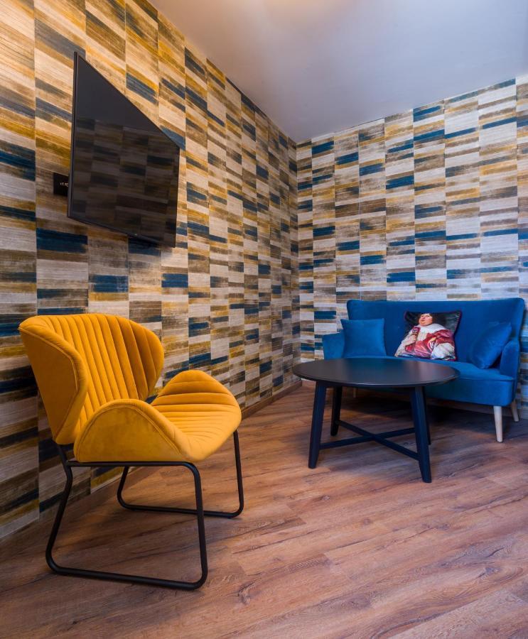 L'Outa Hotel Restaurant Терминьон Екстериор снимка